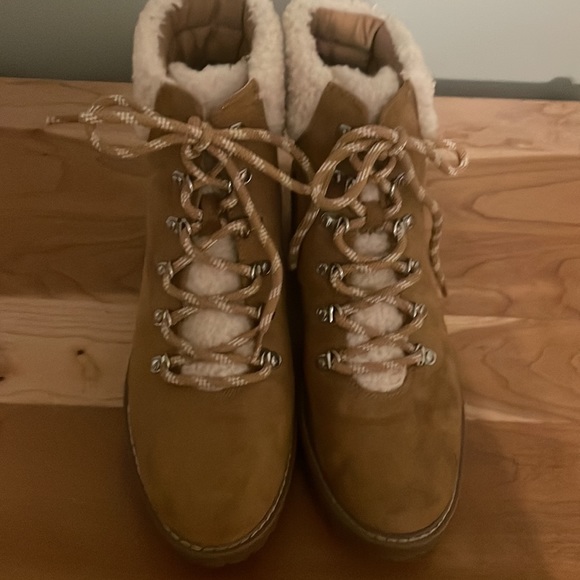 Universal Thread lace up booties - Picture 2 of 6